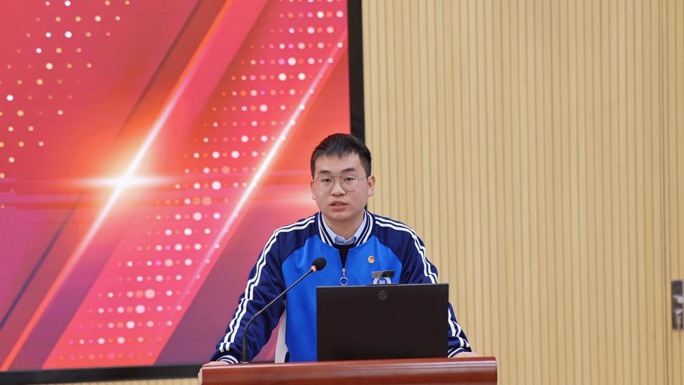 715b0624cdd240d78cb9aebb4920561e.jpg