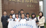 福利院之行！