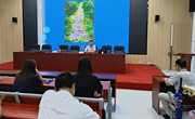 我院举办“教师职业成长与专业发展” 专题讲座